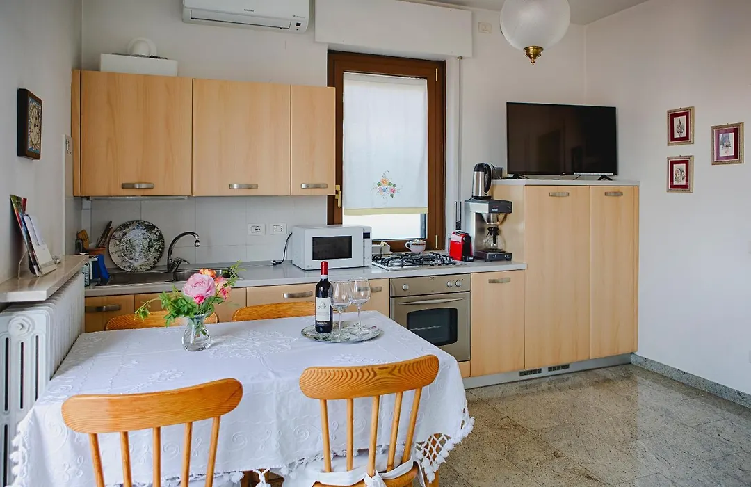 Casa Ginev Room & Apartments-1