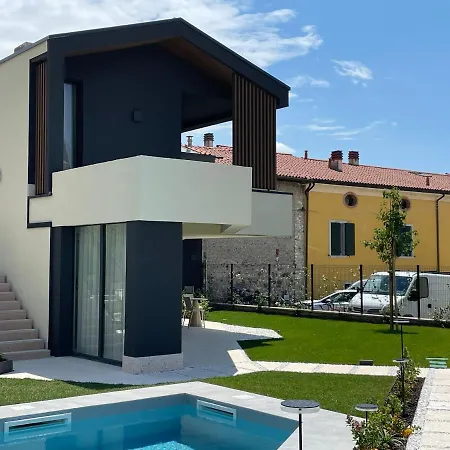 Villa San Zeno Rooms-2
